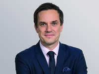 Gl%c3%bcck oliver web linkedin